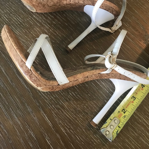Cathy by Cathy Jean Strappy White & Cork Leather Heels Sz 7 - Picture 7 of 9